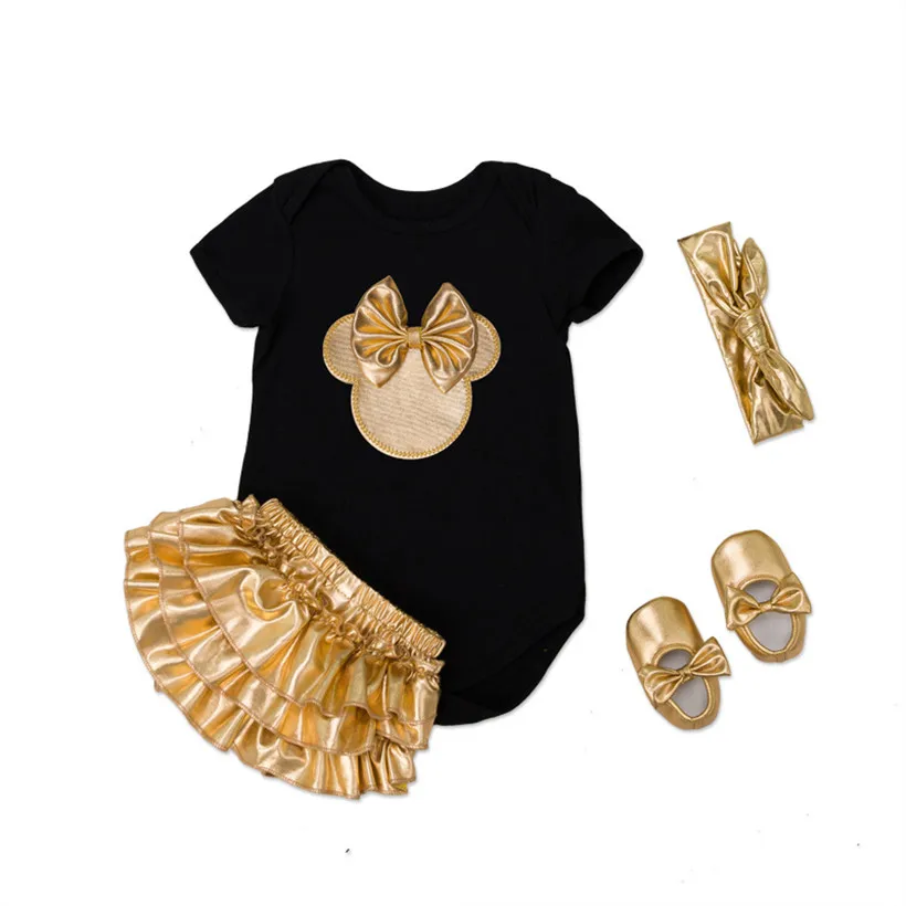 2018 Newborn Infant Black Baby Clothing Sets Cotton Baby Girl Short Sleeves Bodysuit+Gold Ruffles Bloomers+Headband+baby shoes
2018 Newborn Infant Black Baby Clothing Sets Cotton Baby Girl Short Sleeves Bodysuit+Gold Ruffles Bloomers+Headband+baby shoes