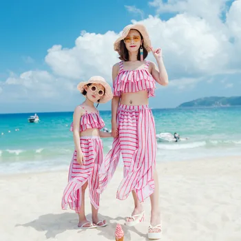 2018 mommy and me swimsuits family swimwear beach bikini sets mom and daughter dress family look clothes mum girls batching suit
2018 mommy and me swimsuits family swimwear beach bikini sets mom and daughter dress family look clothes mum girls batching suit