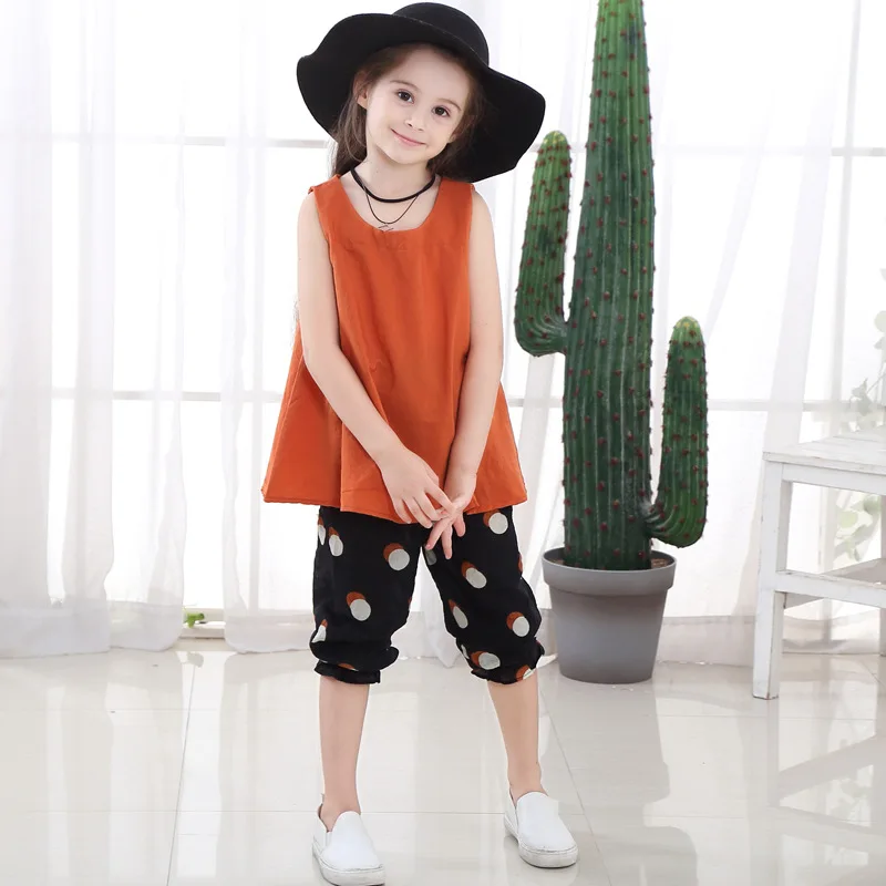 2019 Children's Clothing Summer Girl Ins New Children's Vest + Trousers Two Sets Dot Sleeveless Guangzhou Toddler Girl Clothes
2019 Children's Clothing Summer Girl Ins New Children's Vest + Trousers Two Sets Dot Sleeveless Guangzhou Toddler Girl Clothes
