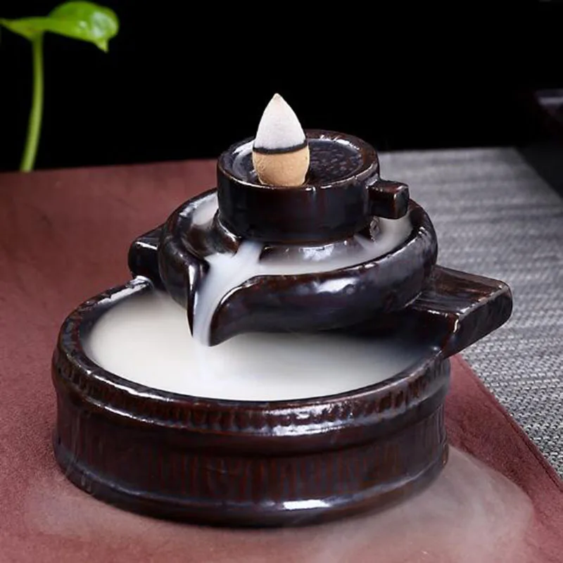 Mini Aroma Burner Smoke Backflow Ceramic Incense Burner Buddha Supply Exquisite Crafts China Art for Teahouse Home Decor
Mini Aroma Burner Smoke Backflow Ceramic Incense Burner Buddha Supply Exquisite Crafts China Art for Teahouse Home Decor