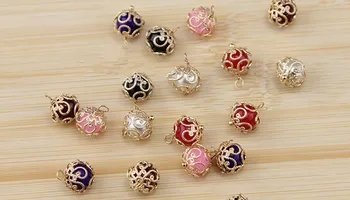 30pcs/lot 10mm Golden Plating Pearl Beads Charm with Venetian Pearl Charm Pendant Bead for Sewing Craft/Webbing/Accessory DIY
30pcs/lot 10mm Golden Plating Pearl Beads Charm with Venetian Pearl Charm Pendant Bead for Sewing Craft/Webbing/Accessory DIY