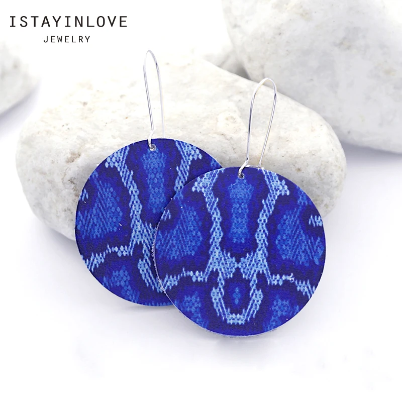 ISTAYINLOVE JEWELRY Blue Snake Pattern Jewelry Genuine Leather Dangle Earrings Silver Gold Ear Hooks Boho Round Die Cut LER07
ISTAYINLOVE JEWELRY Blue Snake Pattern Jewelry Genuine Leather Dangle Earrings Silver Gold Ear Hooks Boho Round Die Cut LER07