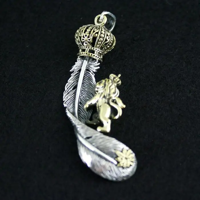 Thai silver Man's necklace Rv rasta vibrations three-dimensional shiwang cutout 925 pure silver feather pendant for Man
Thai silver Man's necklace Rv rasta vibrations three-dimensional shiwang cutout 925 pure silver feather pendant for Man