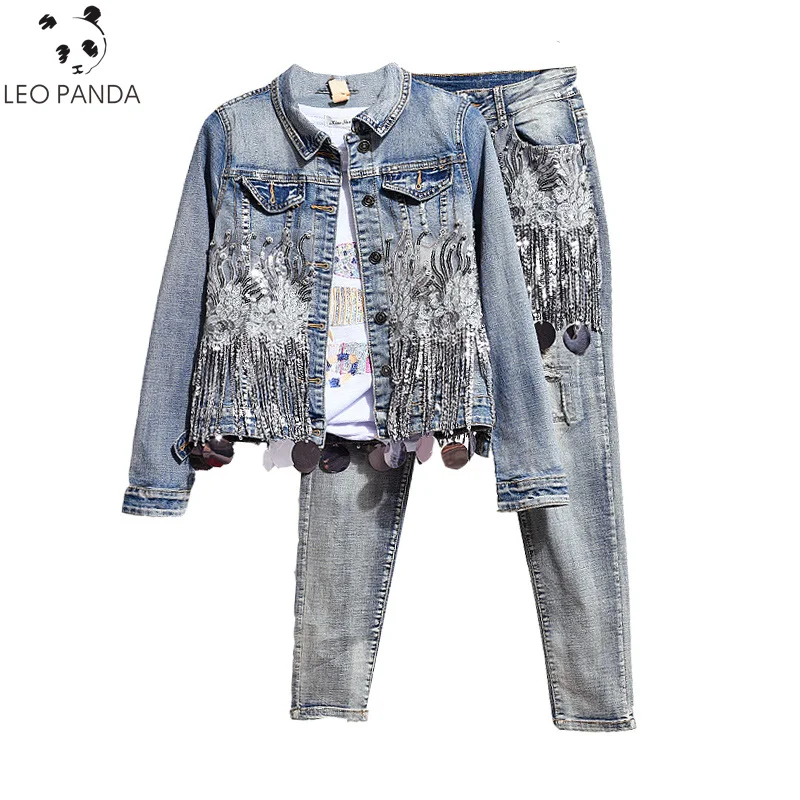 2019 Spring Autumn Women New Fashion Sequins Short Denim Jacket Coat + Hole Jeans Two Piece Vintage Denim Set Student Streetwear
2019 Spring Autumn Women New Fashion Sequins Short Denim Jacket Coat + Hole Jeans Two Piece Vintage Denim Set Student Streetwear