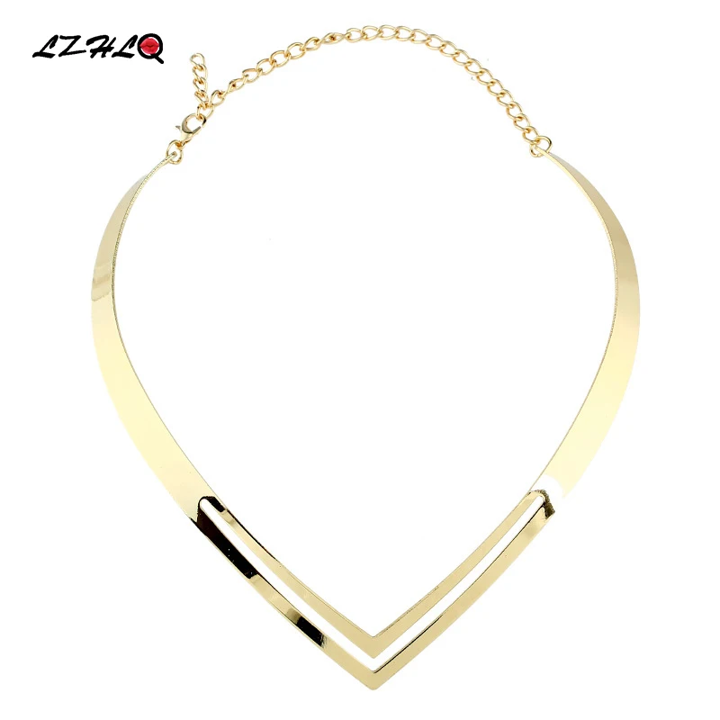 LZHLQ Rock V Metal Partial Hollow Collar Choker Necklace Women Personality Statement Clavicle Collares Trendy Collier Femme
LZHLQ Rock V Metal Partial Hollow Collar Choker Necklace Women Personality Statement Clavicle Collares Trendy Collier Femme