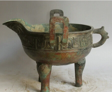 B0601 407Collectible bronze S2042 14" Old Chinese Bronze Folk 3 Foot Beast handle cup goblet Incense Burner Censer statue
B0601 407Collectible bronze S2042 14" Old Chinese Bronze Folk 3 Foot Beast handle cup goblet Incense Burner Censer statue