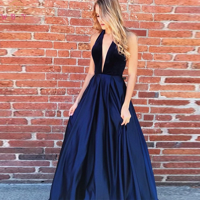 Plus Size Formal Evening Dresses Sexy Long Navy Blue Velour Satin Halter V Neck Backless A Line Party Prom Gowns Sweep Train
Plus Size Formal Evening Dresses Sexy Long Navy Blue Velour Satin Halter V Neck Backless A Line Party Prom Gowns Sweep Train