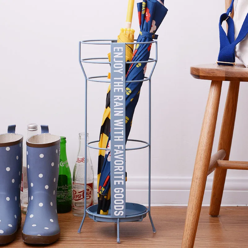 Vintage blue iron household umbrella stand hall instorage barrels umbrella storage rack
Vintage blue iron household umbrella stand hall instorage barrels umbrella storage rack