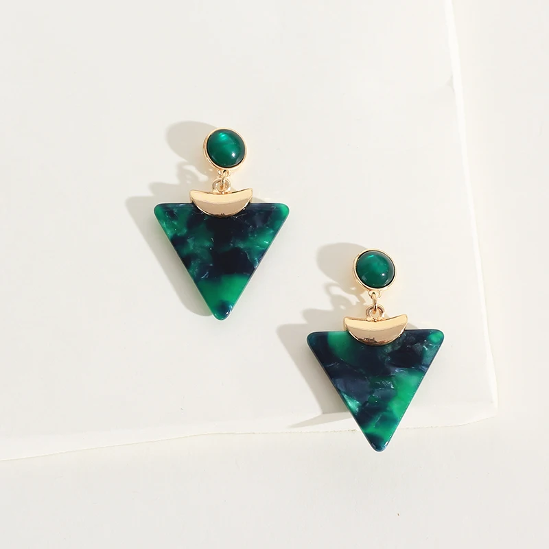 8Seasons New Fashion Geometric Triangle Green Acrylic Stud Earrings For Women Party Club Earring Jewelry 43mm x 23mm, 1 Pair
8Seasons New Fashion Geometric Triangle Green Acrylic Stud Earrings For Women Party Club Earring Jewelry 43mm x 23mm, 1 Pair