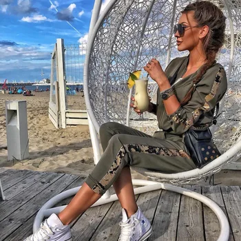 LadyTale Glitter Tracksuit Women Set Autumn Two Piece Set Top And Pants 2 Piece Set Women Outfits Sportswear Ladies Tracksuits
LadyTale Glitter Tracksuit Women Set Autumn Two Piece Set Top And Pants 2 Piece Set Women Outfits Sportswear Ladies Tracksuits