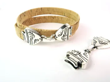 10pcs 10mm Flat Leather Supplies multi strand Leather fish Snap Clasp Zamak Antique Silve bracelet ComponentsP-153
10pcs 10mm Flat Leather Supplies multi strand Leather fish Snap Clasp Zamak Antique Silve bracelet ComponentsP-153