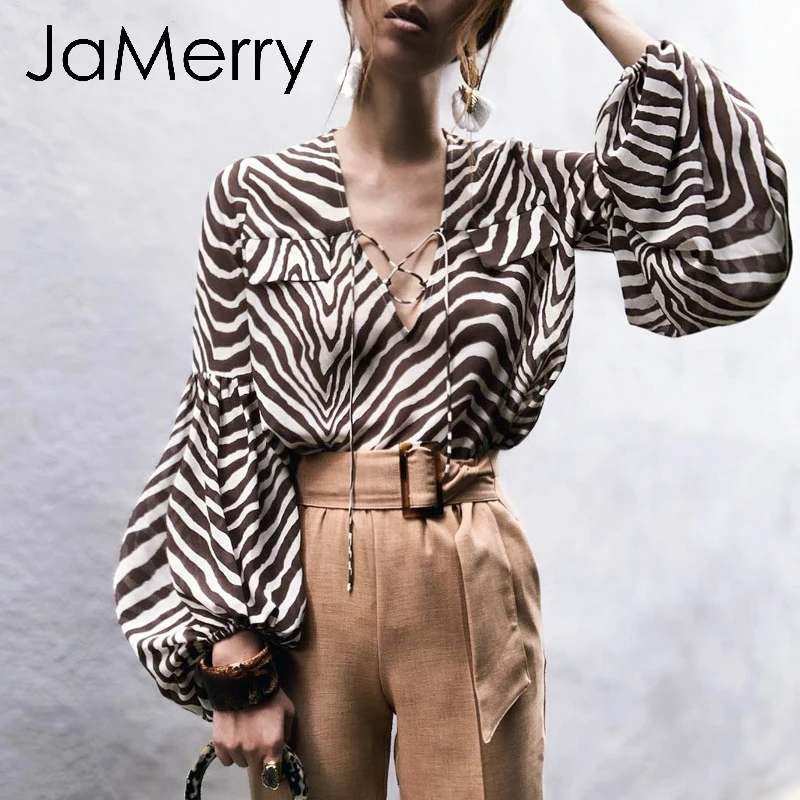 JaMerry Vintage zebra stripe printed women blouse shirt Bell long sleeve female top shirt Fashion highstreet blouses shirts 2019
JaMerry Vintage zebra stripe printed women blouse shirt Bell long sleeve female top shirt Fashion highstreet blouses shirts 2019