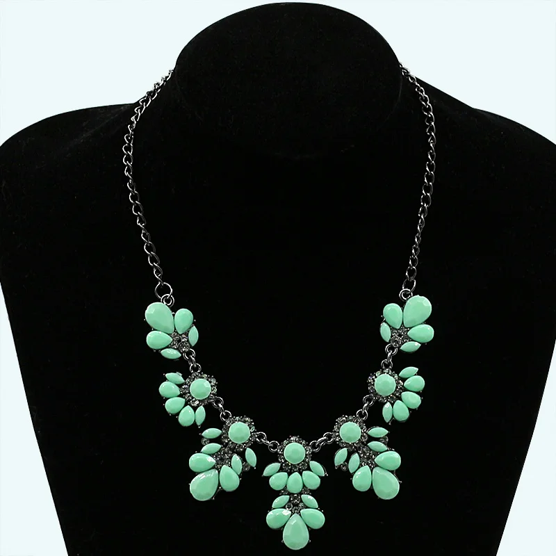 Korean version of the new ultra-texture fluorescent CRYSTAL JEWEL sweater chain Korean sweet flower necklace wholesale chain
Korean version of the new ultra-texture fluorescent CRYSTAL JEWEL sweater chain Korean sweet flower necklace wholesale chain