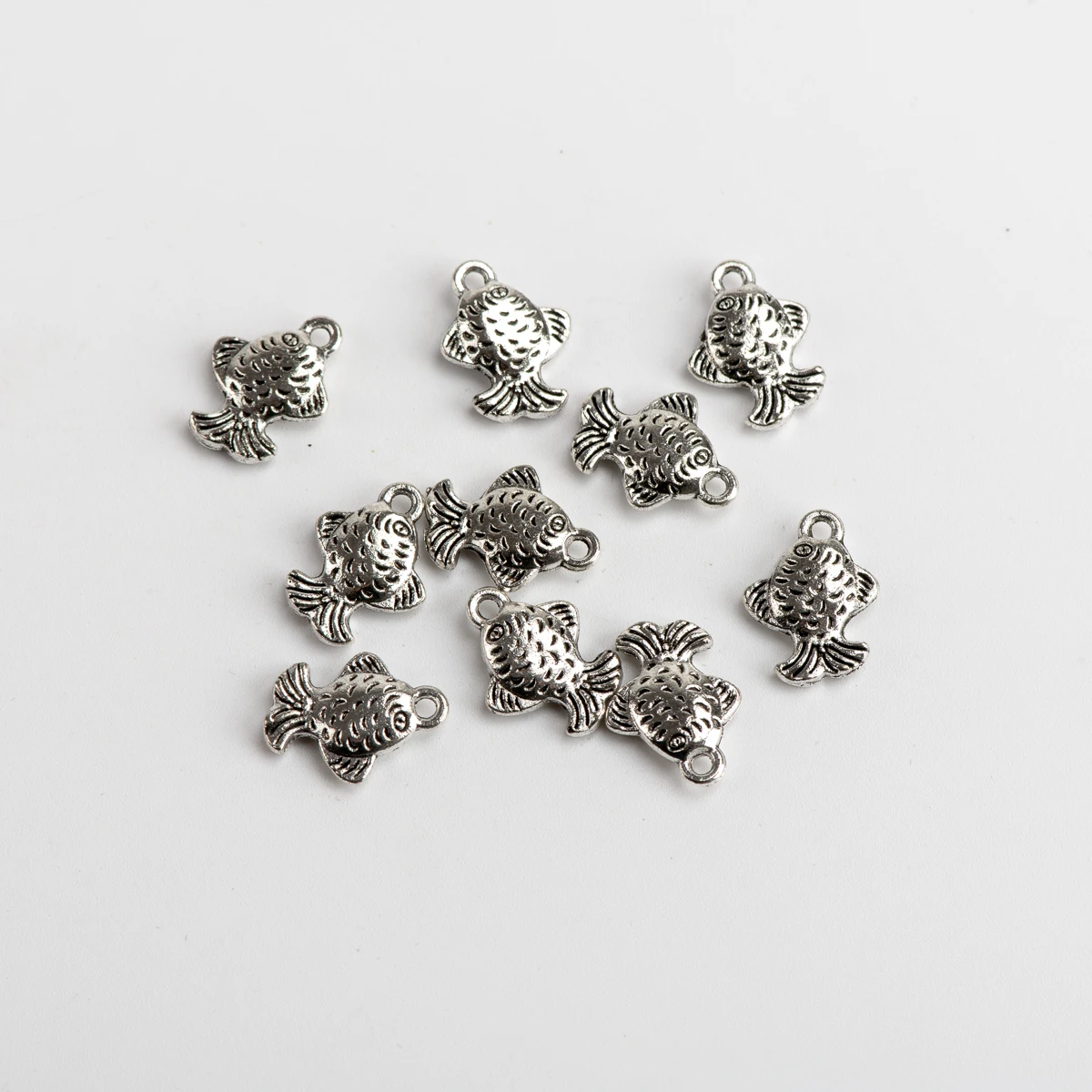Cartoon Fishes DIY Alloy Pendant Wholesale Costume Jewelery Charms Jewelry Findings & Components For Jewelry Making #JZ524 
Cartoon Fishes DIY Alloy Pendant Wholesale Costume Jewelery Charms Jewelry Findings & Components For Jewelry Making #JZ524