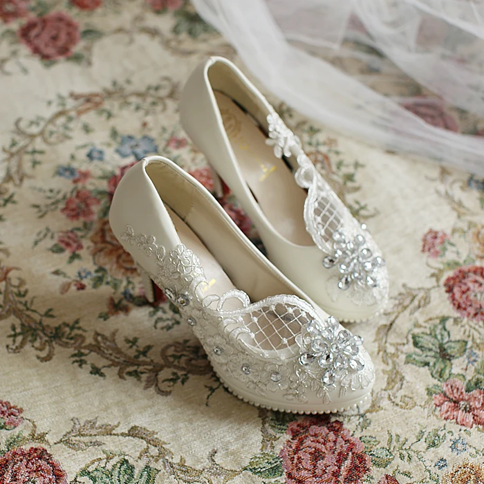 Women Shoes Dress Shoes Office lady pumps High Heels Platform bridesmaid Shoes Lace rhinestone Shoes handmade 8CM Large 41-42
Women Shoes Dress Shoes Office lady pumps High Heels Platform bridesmaid Shoes Lace rhinestone Shoes handmade 8CM Large 41-42
