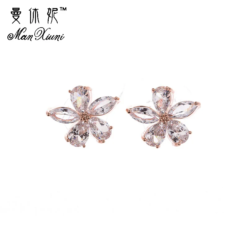 Fashion Manxiuni Golden Zircon Flower Jewelry Stud Earrings Bohemia Style Women Floral Earings Fashion Jewelry
Fashion Manxiuni Golden Zircon Flower Jewelry Stud Earrings Bohemia Style Women Floral Earings Fashion Jewelry