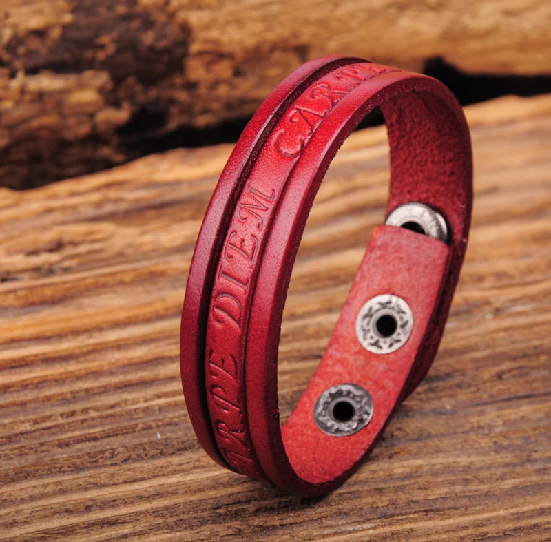 G369 Red Stylish Single Wrap Vintage Embossed Leather Wristband Bracelet Cuff New
G369 Red Stylish Single Wrap Vintage Embossed Leather Wristband Bracelet Cuff New