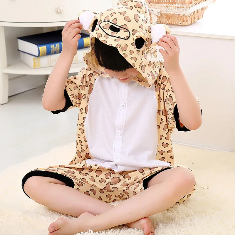 Vanled 2017 Summer Children Cool Short Sleeved Leopard Anime Cosplay Costumesunisex Jumpsuits Cartoon Sleeping Nightgown Pajamas
Vanled 2017 Summer Children Cool Short Sleeved Leopard Anime Cosplay Costumesunisex Jumpsuits Cartoon Sleeping Nightgown Pajamas