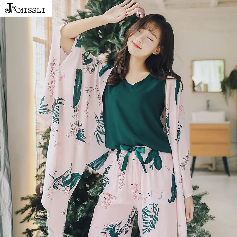 JRMISSLI New Arrival Daily Spring Autumn Women's Pajama Set 4 Piece Home Style Sleep Set Sweet Loose Leaves Sleepwear Female
JRMISSLI New Arrival Daily Spring Autumn Women's Pajama Set 4 Piece Home Style Sleep Set Sweet Loose Leaves Sleepwear Female