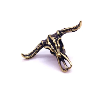 Copper Cow / Bull Ox Head Skull Charms Pendants Knife Beads pure copper engraved skeleton Ngau Tau retro DIY wallet buckle
Copper Cow / Bull Ox Head Skull Charms Pendants Knife Beads pure copper engraved skeleton Ngau Tau retro DIY wallet buckle