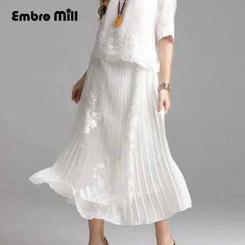 Women folk-custom Wild Skirt summer Retro Chiffon skirt embroidery flower elegant Chinese style lady Pleated skirt S-XXL
Women folk-custom Wild Skirt summer Retro Chiffon skirt embroidery flower elegant Chinese style lady Pleated skirt S-XXL
