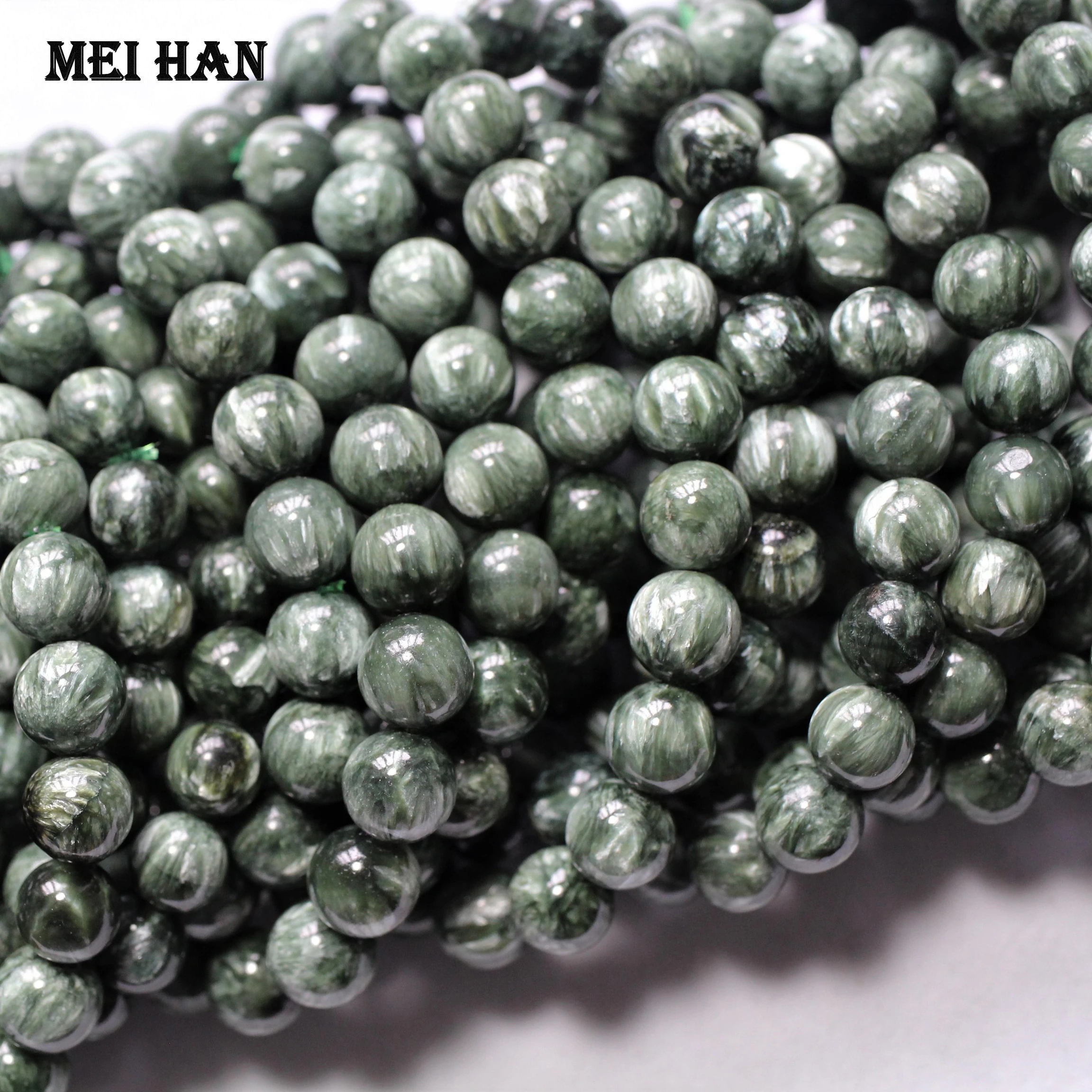 Free shipping (22 beads/set/16g) natural 8-8.5mm A+ russian seraphinite smooth round beads for jewelry making design or gift
Free shipping (22 beads/set/16g) natural 8-8.5mm A+ russian seraphinite smooth round beads for jewelry making design or gift