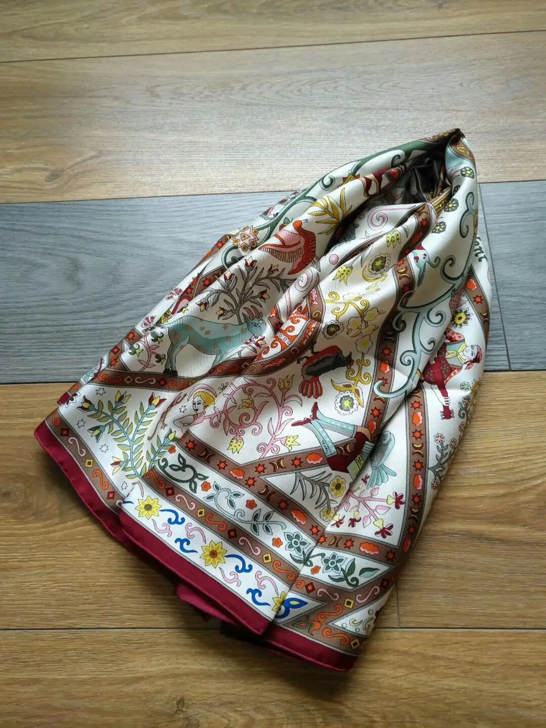 2019 new arrival spring classic 100% pure silk scarf twill hand made roll 90*90 cm shawl wrap for women lady
2019 new arrival spring classic 100% pure silk scarf twill hand made roll 90*90 cm shawl wrap for women lady