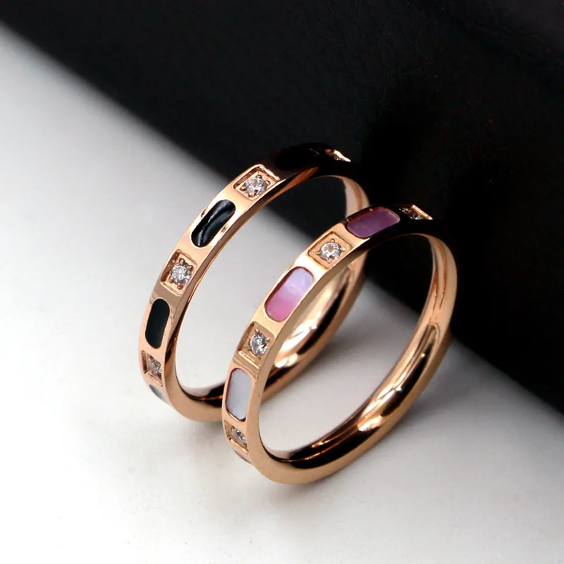 New Beautiful Black Enamel And Pink Shell Rings For Women Titanium Steel Rose Gold Jewelry Crystal Ring Love Gift
New Beautiful Black Enamel And Pink Shell Rings For Women Titanium Steel Rose Gold Jewelry Crystal Ring Love Gift