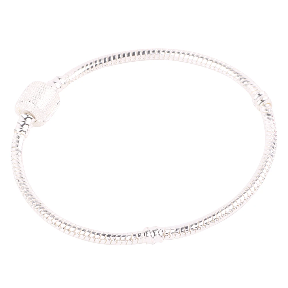 Ranqin High Quality Fine Bracelet European Style Snake Chain Fit DIY Charm Bracelets Jewelry Fit Women Bracelets European Hot
Ranqin High Quality Fine Bracelet European Style Snake Chain Fit DIY Charm Bracelets Jewelry Fit Women Bracelets European Hot