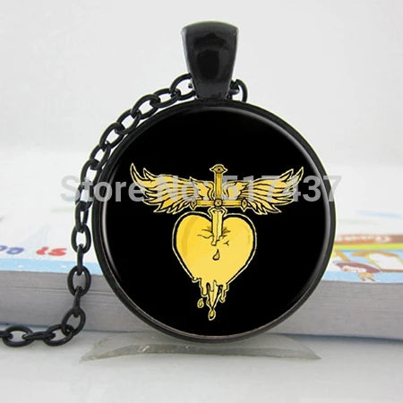 Wholesale Glass Necklace Rock Band Bon Jovi Necklace Zinc alloy Glass pendant fashion retro chain art glass necklace
Wholesale Glass Necklace Rock Band Bon Jovi Necklace Zinc alloy Glass pendant fashion retro chain art glass necklace