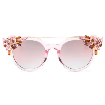 New fashion Luxury sunglasses women famouse brand designer cat eye sunglasses ladies vintage retro round sun glasses oculos
New fashion Luxury sunglasses women famouse brand designer cat eye sunglasses ladies vintage retro round sun glasses oculos