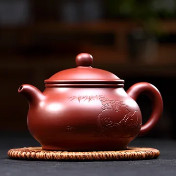 300ML Yixing Authentic Purple Clay Pot Famous Handmade Raw Ore Dahongpao Mud Zisha Teapot Home Kung Fu Tea Set Black Tea Kettle
300ML Yixing Authentic Purple Clay Pot Famous Handmade Raw Ore Dahongpao Mud Zisha Teapot Home Kung Fu Tea Set Black Tea Kettle