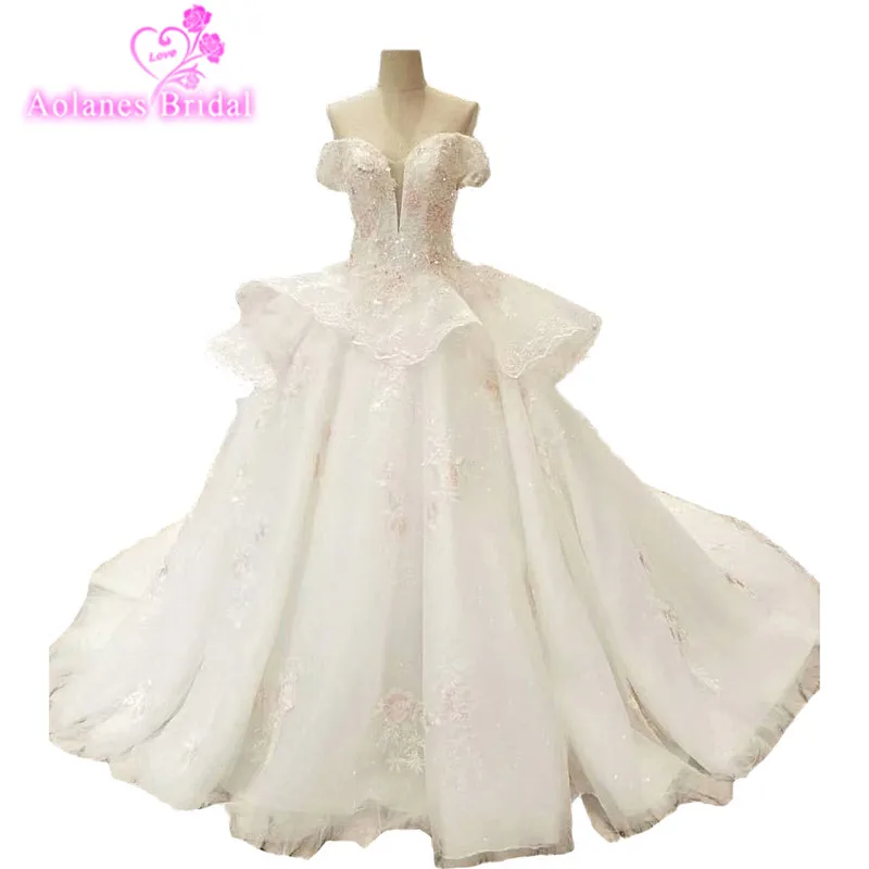 2018 New Cheap Natural White Tulle Sleeveless Wedding Dress Long Train Floor-length Backless Off The Shoulder Bride Dress Real
2018 New Cheap Natural White Tulle Sleeveless Wedding Dress Long Train Floor-length Backless Off The Shoulder Bride Dress Real