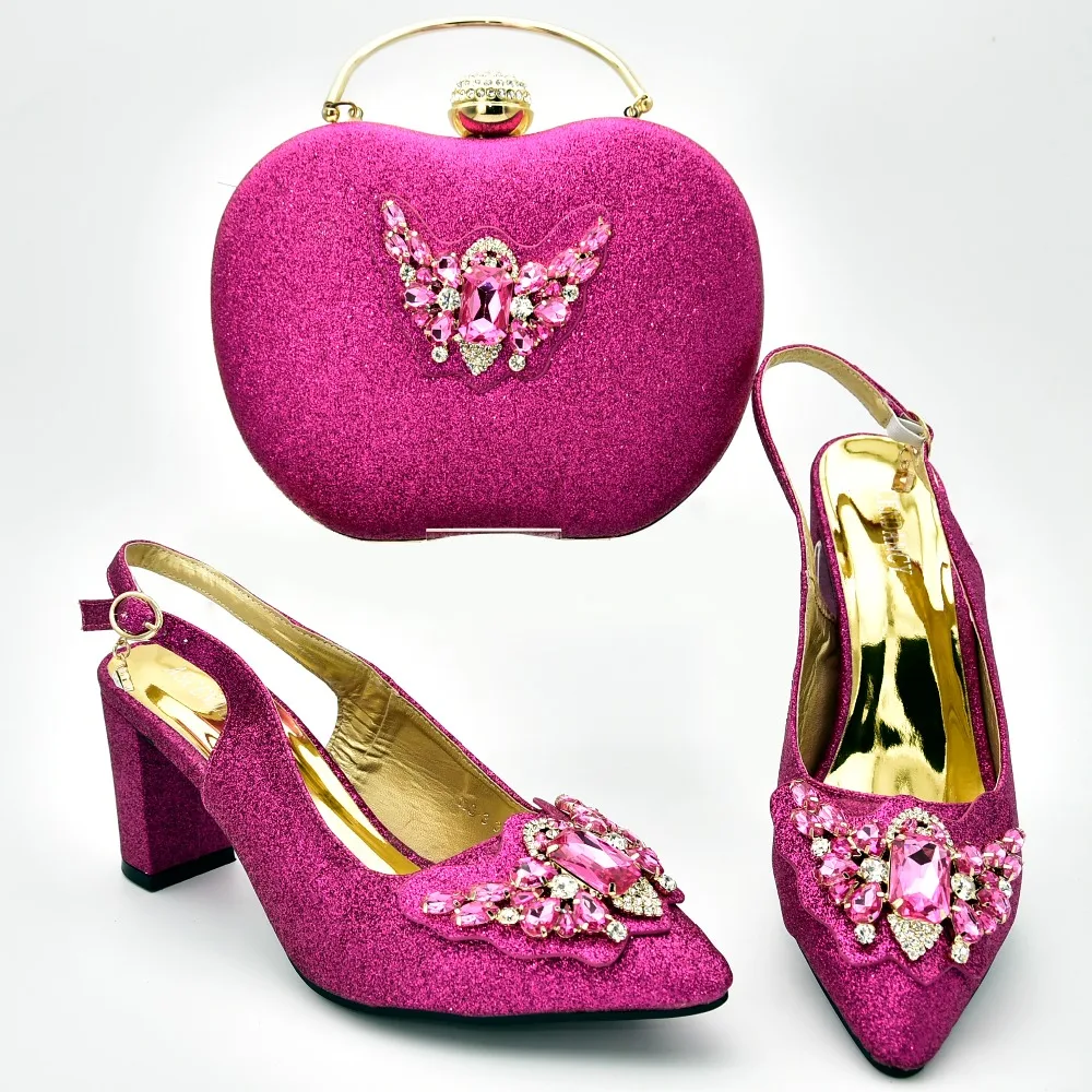 Nice fashion shinning sandal shoes lady with clutches bag matching set Hot pink 2.7 inches heel and size 37 to 42 SB8376-2
Nice fashion shinning sandal shoes lady with clutches bag matching set Hot pink 2.7 inches heel and size 37 to 42 SB8376-2