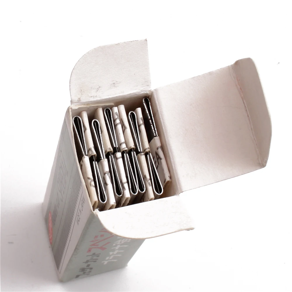 Feather Cut Brand Wholesale 500Pcs Eyebrow Trimmer Blades Eyebrow Cutter Salon Equipment Platinum Coated Edge Razor Blades 6002 
Feather Cut Brand Wholesale 500Pcs Eyebrow Trimmer Blades Eyebrow Cutter Salon Equipment Platinum Coated Edge Razor Blades 6002