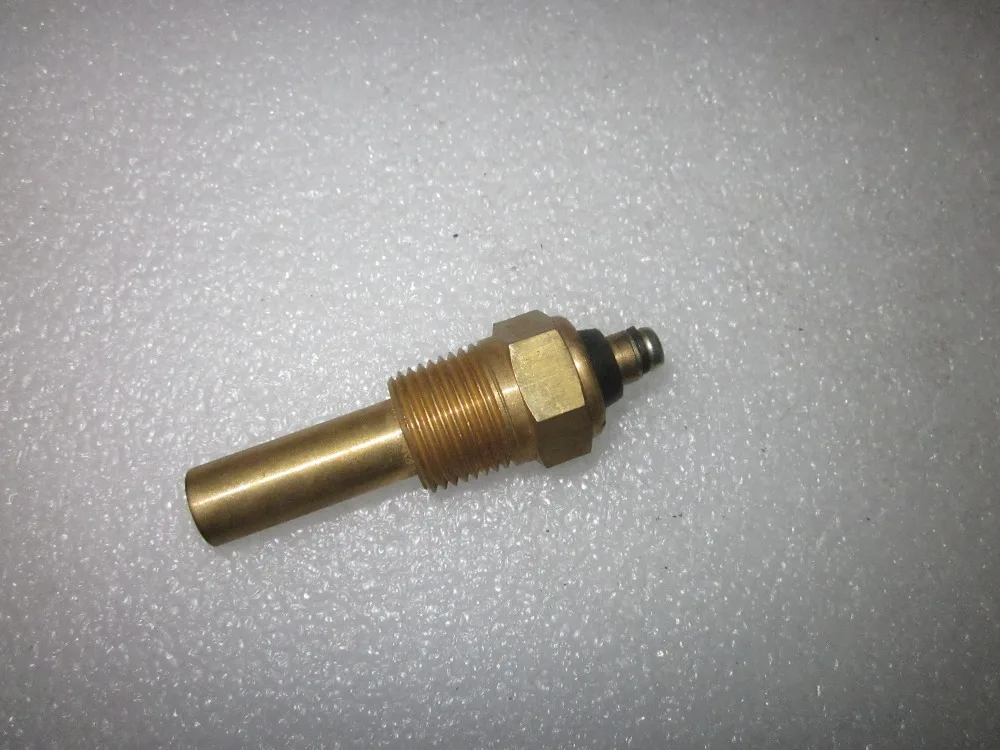 Foton TE250 FT254 FT300 tractor, the water temperature feel plug, part number: TE250.481.2
Foton TE250 FT254 FT300 tractor, the water temperature feel plug, part number: TE250.481.2