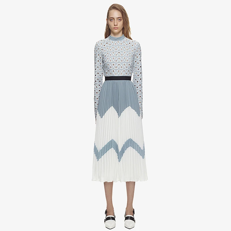 Self Portrait Dress 2019 High-end New Fashion Summer Fall Vintage Embroidered Pleated Dress Elegant Party Women Midi Dress
Self Portrait Dress 2019 High-end New Fashion Summer Fall Vintage Embroidered Pleated Dress Elegant Party Women Midi Dress