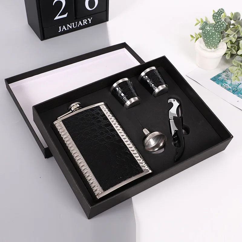 9oz Moscow Whisky Liquor Flagon cccp Stainless steel Alcohol Vodka Hip Flask Leather Wrapped Wiskey funnel with Opener Gift Set
9oz Moscow Whisky Liquor Flagon cccp Stainless steel Alcohol Vodka Hip Flask Leather Wrapped Wiskey funnel with Opener Gift Set