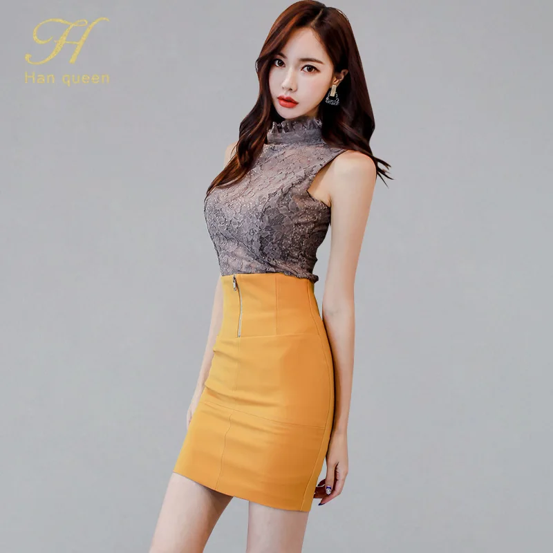 H Han Queen Women 2019 Summer Korean Sexy 2-piece Suits Slim Stand Collar Lace Top + Solid Color Mini Bodycon Sheath Skirt Set
H Han Queen Women 2019 Summer Korean Sexy 2-piece Suits Slim Stand Collar Lace Top + Solid Color Mini Bodycon Sheath Skirt Set