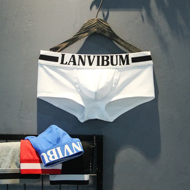 Men's underwear brand breathable boxer low waist cotton men's underwear U convex bag sexy big bag solid color large size
Men's underwear brand breathable boxer low waist cotton men's underwear U convex bag sexy big bag solid color large size