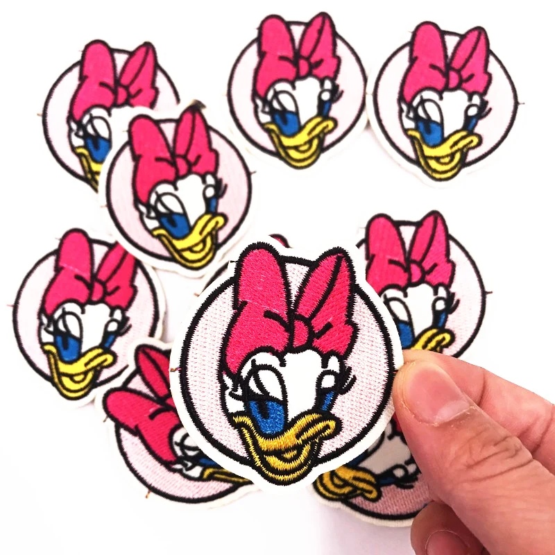 Whosale 10Pcs Daisy Cartoon characters Cotton Patches For Clothing Iron On Patches parches bordados Embroidered DIY Applique
Whosale 10Pcs Daisy Cartoon characters Cotton Patches For Clothing Iron On Patches parches bordados Embroidered DIY Applique