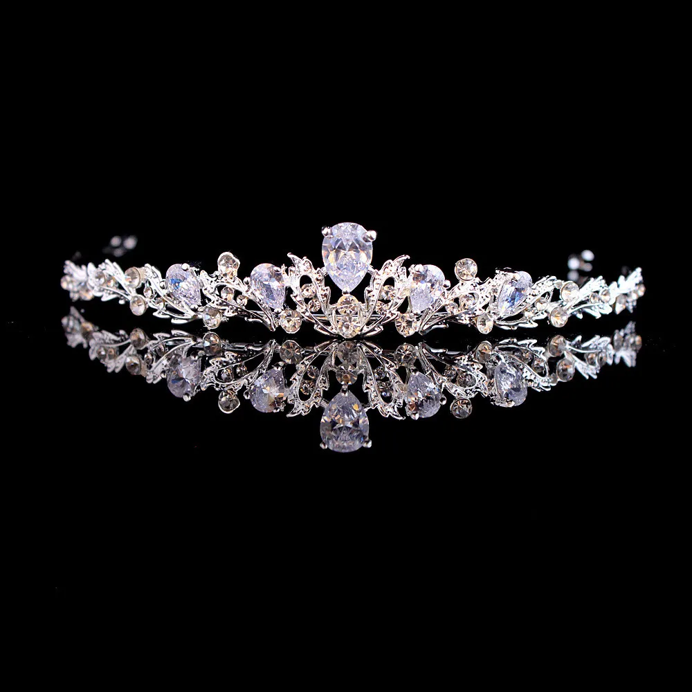 Cute Crystal Bling Bling Bridal Tiara Crown For Women Prom Diadem Hair Ornaments Wedding Bride Headband Jewelry Accessories
Cute Crystal Bling Bling Bridal Tiara Crown For Women Prom Diadem Hair Ornaments Wedding Bride Headband Jewelry Accessories
