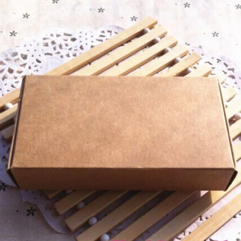 15pcs Blank Kraft Candy Box, Handmade Soap Box, Jewelry Cookies Gift Paper Party Birthday Wedding Favor Box
15pcs Blank Kraft Candy Box, Handmade Soap Box, Jewelry Cookies Gift Paper Party Birthday Wedding Favor Box