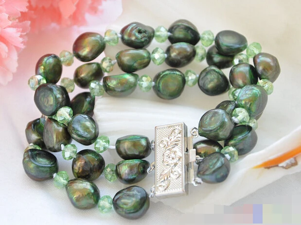 FREE SHIPPING>>>@@ > 01202 3row green baroque freshwater pearl faceted crystal bracelet
FREE SHIPPING>>>@@ > 01202 3row green baroque freshwater pearl faceted crystal bracelet