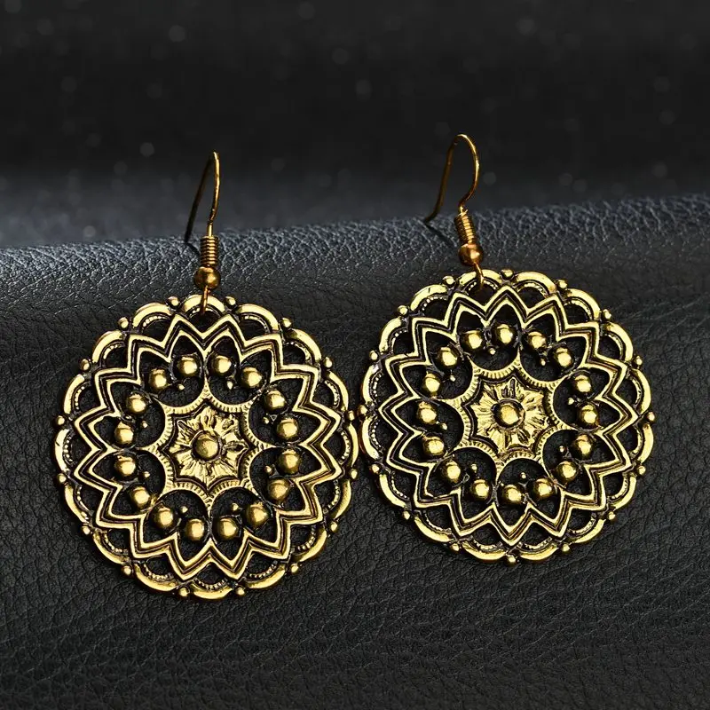 Terreau Kathy Fashion Bohemian Vintage Ethnic Tibetan Silver Hollow Round Earring Carved Flowers Earrings Women
Terreau Kathy Fashion Bohemian Vintage Ethnic Tibetan Silver Hollow Round Earring Carved Flowers Earrings Women