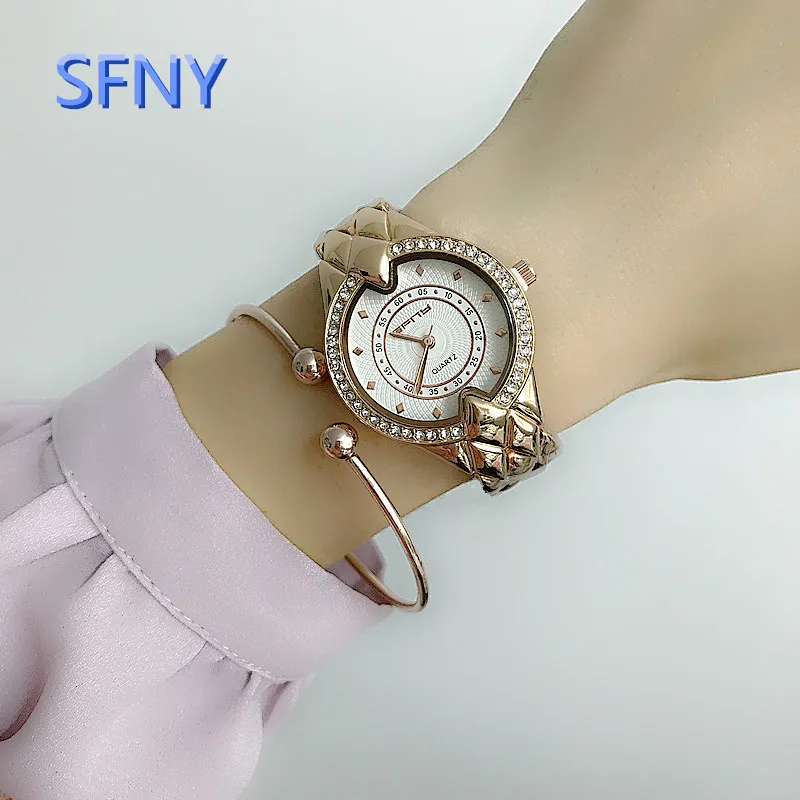 High Quality Europe And American Hot Sale Network Surface Embossed Alloy Watch Rhinestone Dial Steel Belt Watch Women Watch
High Quality Europe And American Hot Sale Network Surface Embossed Alloy Watch Rhinestone Dial Steel Belt Watch Women Watch
