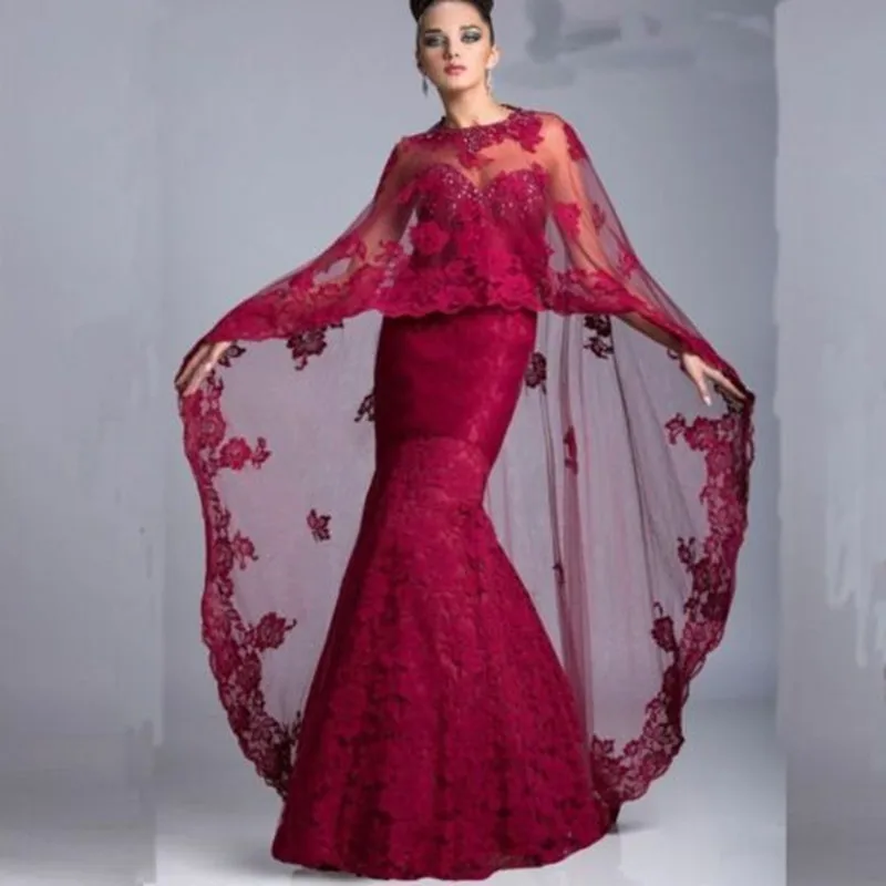 2019 New Wedding Jacket Sleeveless Capes Bridal Bolero Lace Applique Edge Wraps Red White Ivory Custom Made Accessories Jackets
2019 New Wedding Jacket Sleeveless Capes Bridal Bolero Lace Applique Edge Wraps Red White Ivory Custom Made Accessories Jackets