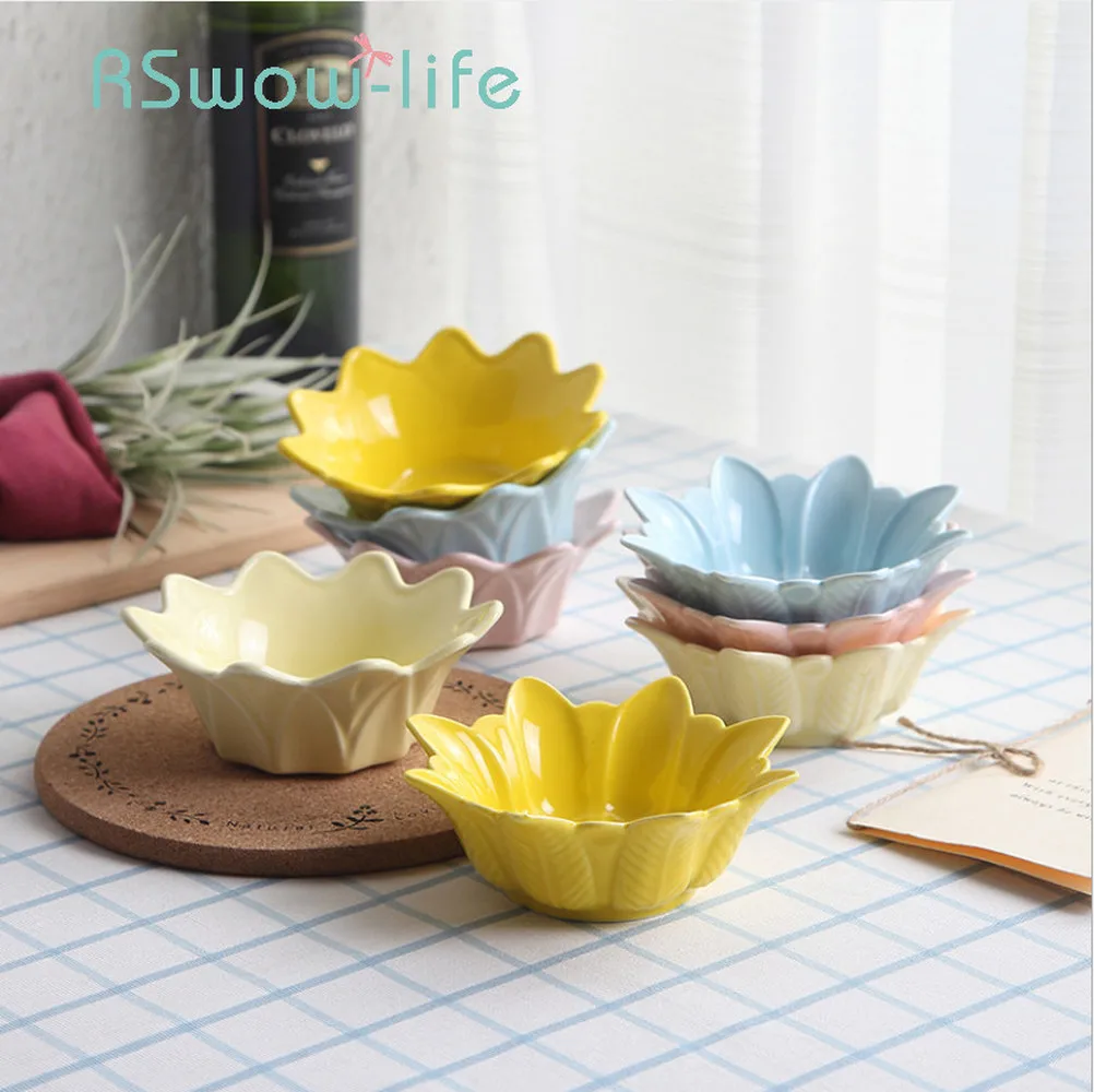 Creative Flower Bowl Glazed Ceramic Dish Irregular Tableware Salad Bowl Sauce Dishes Candy Dish For Kitchen Supplies 
Creative Flower Bowl Glazed Ceramic Dish Irregular Tableware Salad Bowl Sauce Dishes Candy Dish For Kitchen Supplies