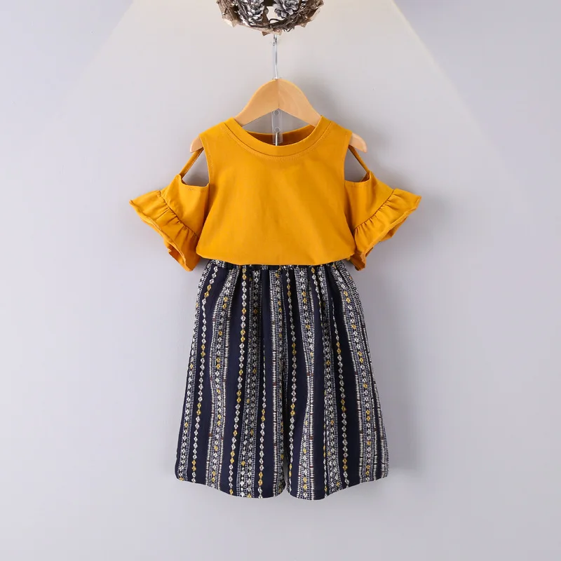 Girls Clothes Suits Girl Summer Set 2019 Kids Sleeveless Clothing Sets Girls Polka Dot Halter Top + Chiffon Trousers Pants 2pcs
Girls Clothes Suits Girl Summer Set 2019 Kids Sleeveless Clothing Sets Girls Polka Dot Halter Top + Chiffon Trousers Pants 2pcs