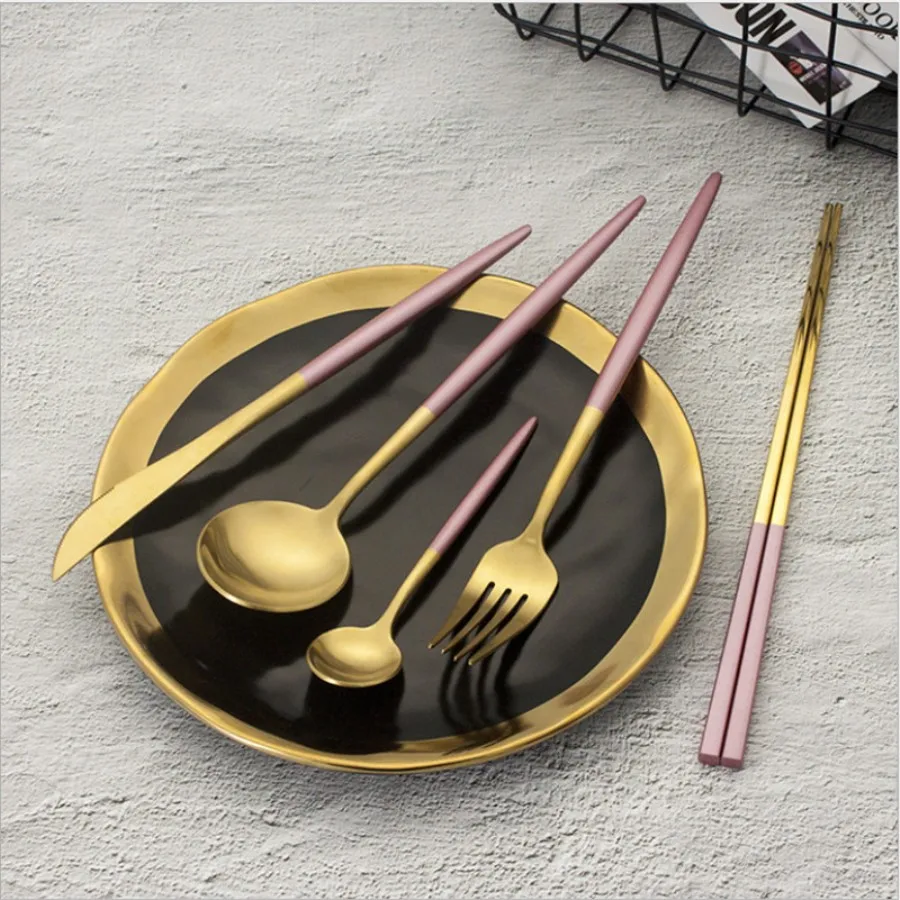 Western Style Dinnerware Pink Gold Solid Metal Spoon Fork Knife Chopsticks Kitchen Tableware Dinnerware High Quality
Western Style Dinnerware Pink Gold Solid Metal Spoon Fork Knife Chopsticks Kitchen Tableware Dinnerware High Quality